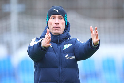 Тренировка женской юношеской команды U-18