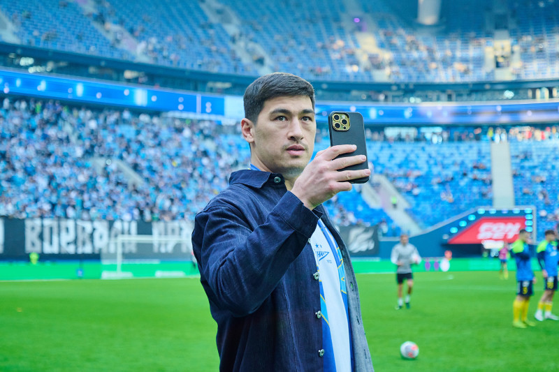 Дмитрий Бивол на матче «Зенит» — «Ростов»