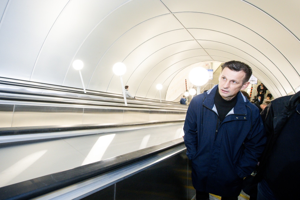 Запуск «Сине-бело-голубой стрелы» — юбилейного поезда «Зенита» в петербургском метро