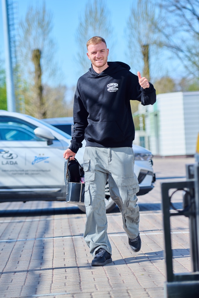 «Зенит. Стиль»: прибытие игроков на тренировку перед матчем с «Пари НН»