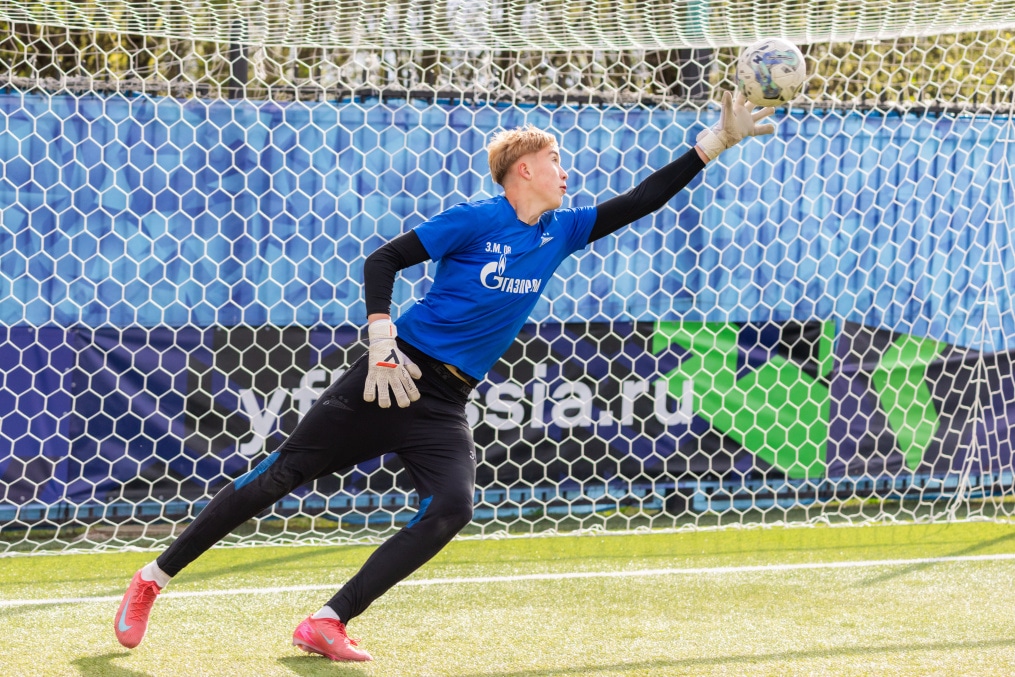 Тренировка «Зенита»-м перед матчем с ФК «Факел»-м