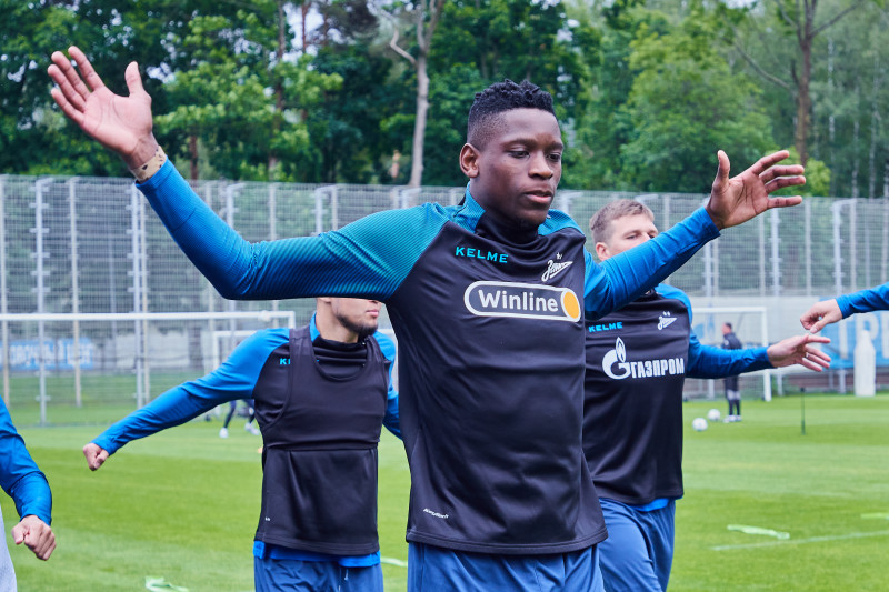 «Дневник сборов»: вечерняя тренировка основного состава ФК «Зенит»