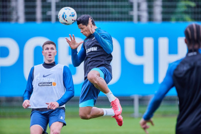 «Дневник сборов»: вечерняя тренировка основного состава ФК «Зенит»
