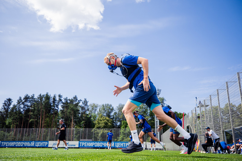 «Газпром» — тренировочные сборы 2025: 27 июня, беговой тест в масках