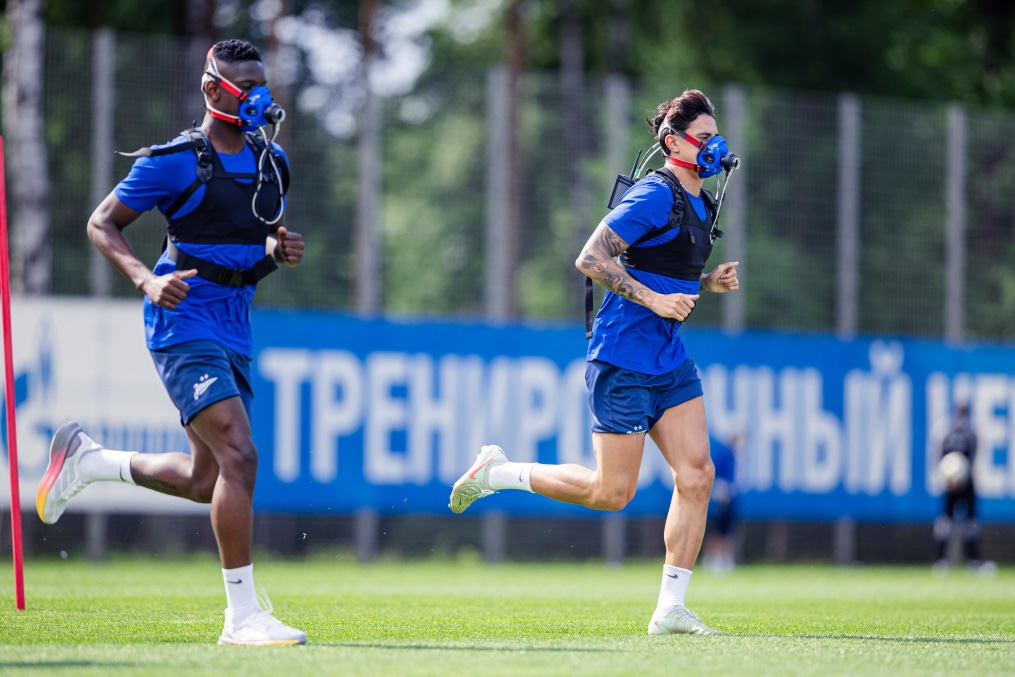 «Газпром» — тренировочные сборы 2025: 27 июня, беговой тест в масках