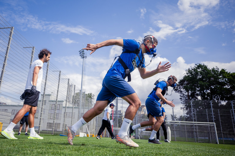 «Газпром» — тренировочные сборы 2025: 27 июня, беговой тест в масках