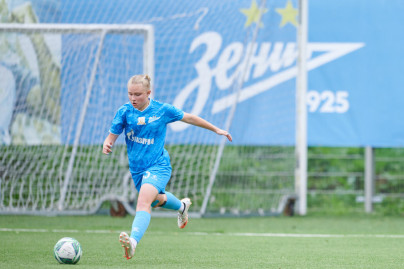 Юношеская футбольная лига среди девушек, «Зенит» U-18 — «Спартак» U-18