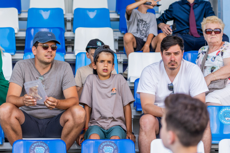 Болельщики на матче «Зенит»-2 — «Тверь»