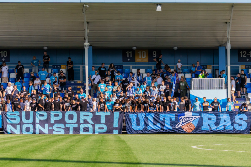 Болельщики на матче «Зенит»-2 — «Тверь»