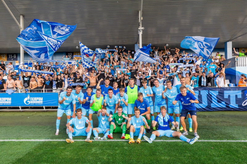 Болельщики на матче «Зенит»-2 — «Тверь»