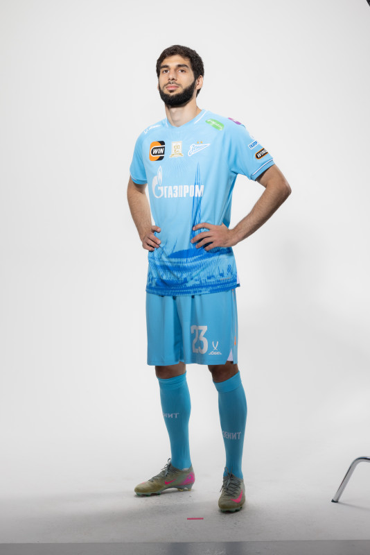 Защитник ФК «Зенит» Арсен Адамов