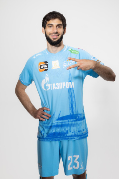 Защитник ФК «Зенит» Арсен Адамов