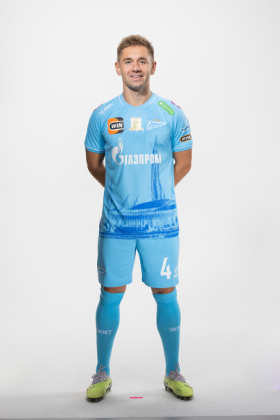 Фотосессия защитника ФК «Зенит» Юрия Горшкова