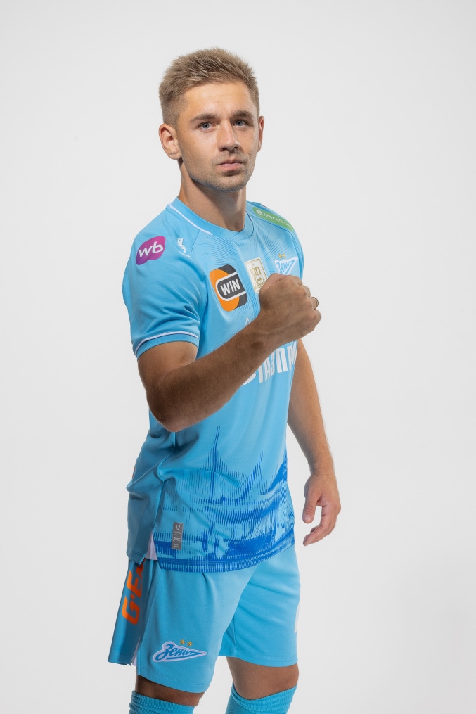 Фотосессия защитника ФК «Зенит» Юрия Горшкова