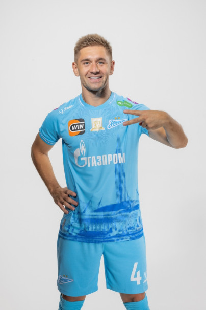 Фотосессия защитника ФК «Зенит» Юрия Горшкова