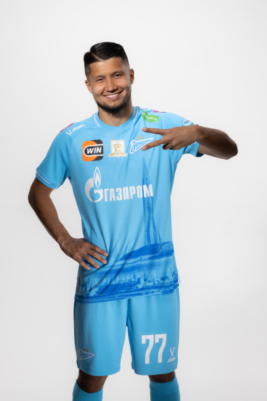 Полузащитник ФК «Зенит» Ильзат Ахметов