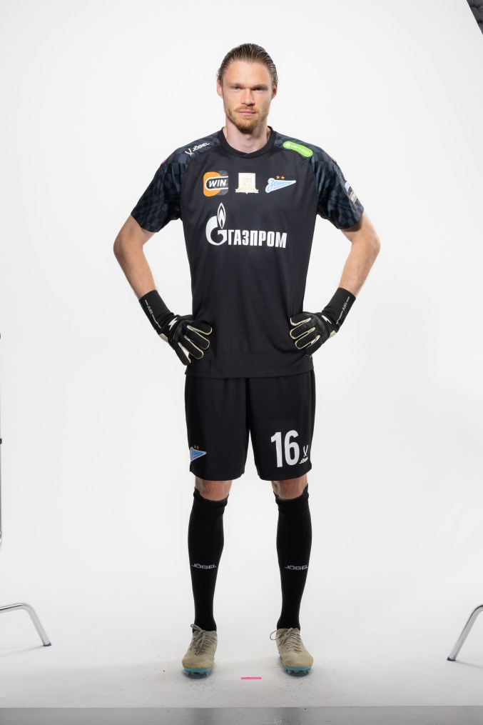 Вратарь ФК «Зенит» Денис Адамов