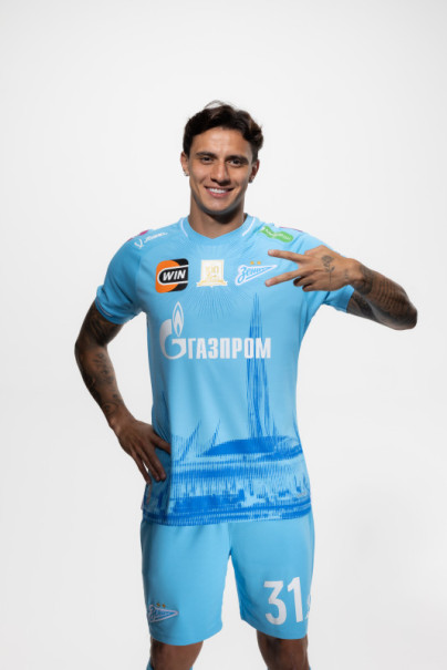 Полузащитник ФК «Зенит» Густаво Мантуан