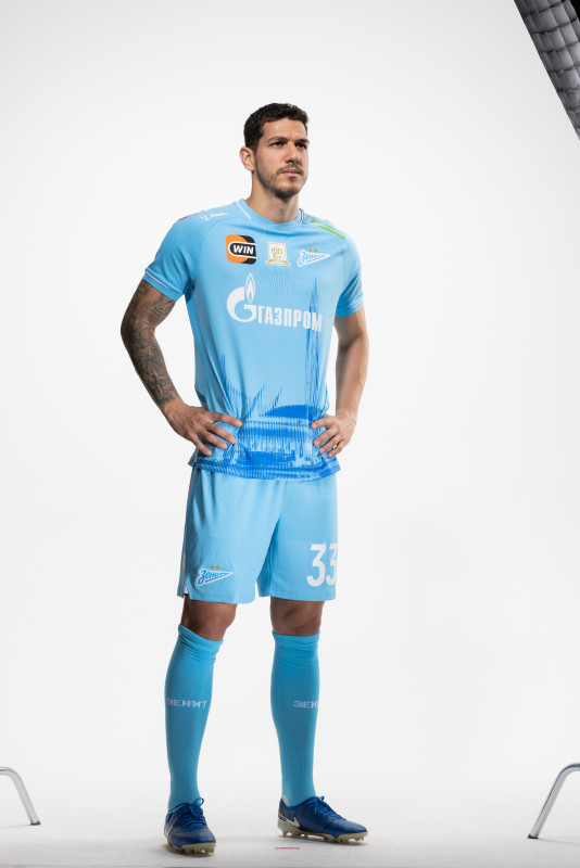 Защитник ФК «Зенит» Нино