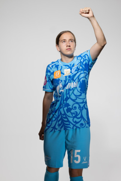 Фотосессия основного состава женского футбольного клуба «Зенит» сезона 2025/2026 (Jogel).