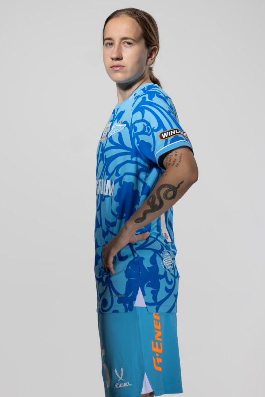 Фотосессия основного состава женского футбольного клуба «Зенит» сезона 2025/2026 (Jogel).