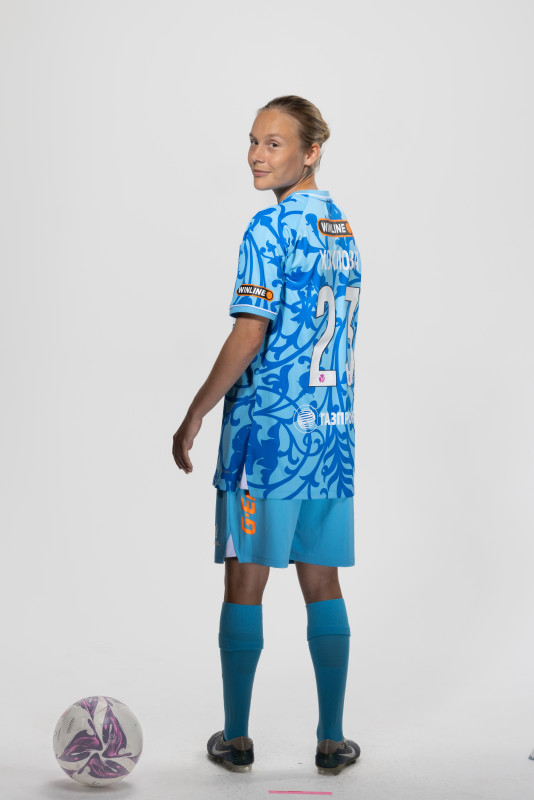 Фотосессия основного состава женского футбольного клуба «Зенит» сезона 2025/2026 (Jogel).