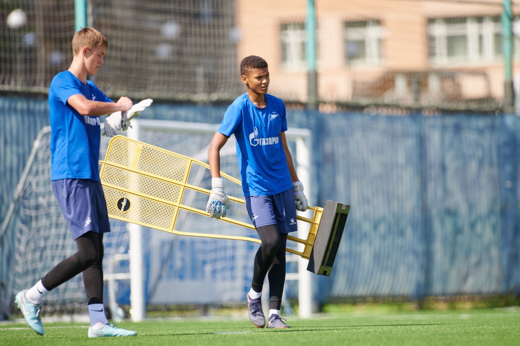 Тренировка «Зенита» U-16 перед матчем с «Рубином» U-16