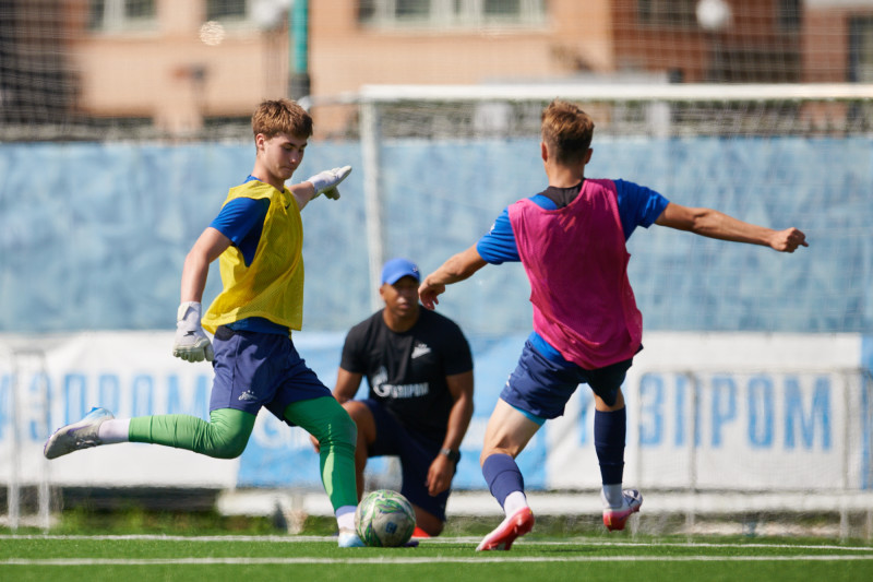 Тренировка «Зенита» U-16 перед матчем с «Рубином» U-16