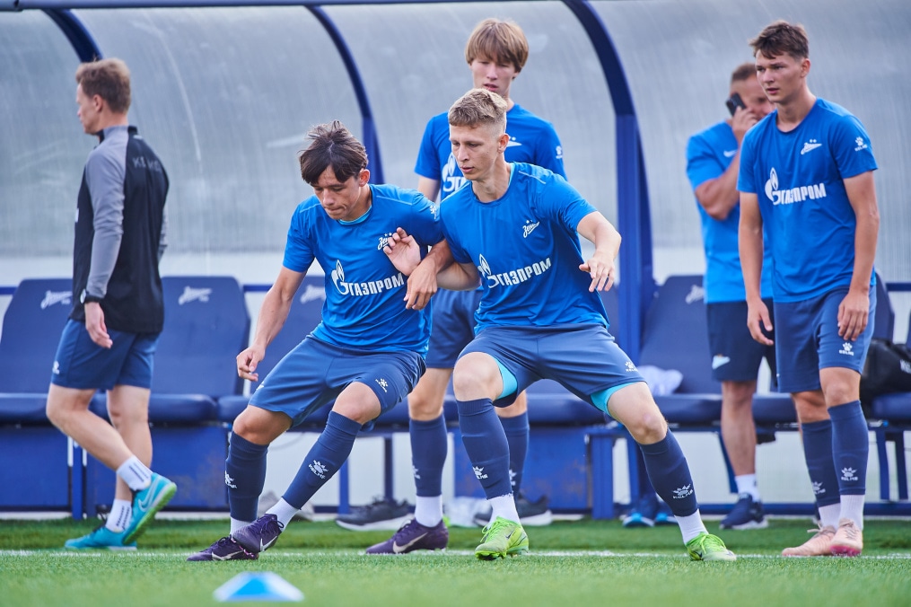 Тренировка «Зенита»-м перед матчем с ФК «Урал»-м