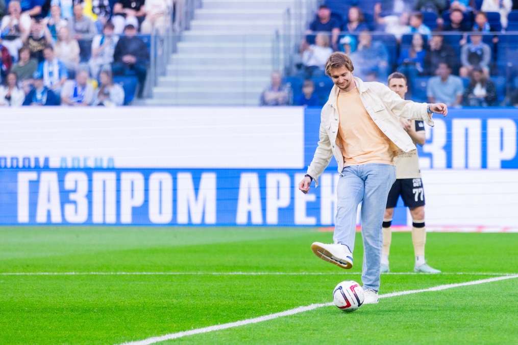 Символический удар Александра Бублика на матче «Зенит» — «Рубин»