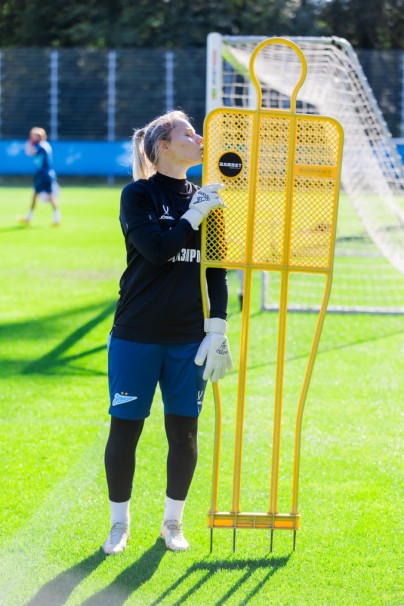 Тренировка женской команды перед матчем с «Рязань-ВДВ»