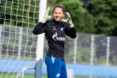 Тренировка женской команды перед матчем с «Рязань-ВДВ»