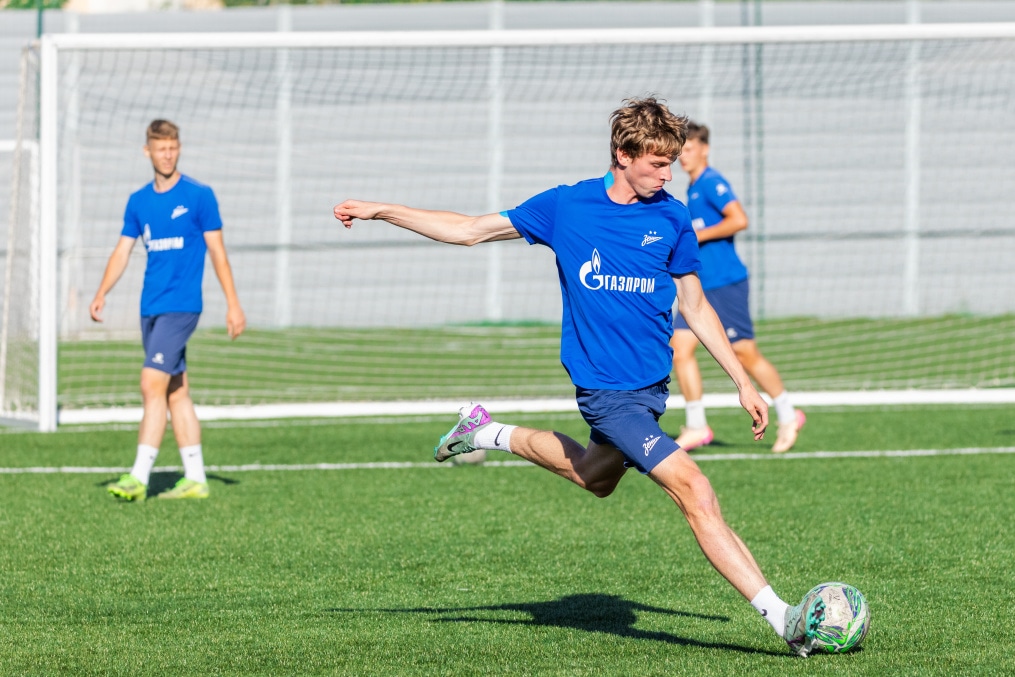 Тренировка «Зенита»-м в Екатеринбурге перед матчем с «Уралом»-м