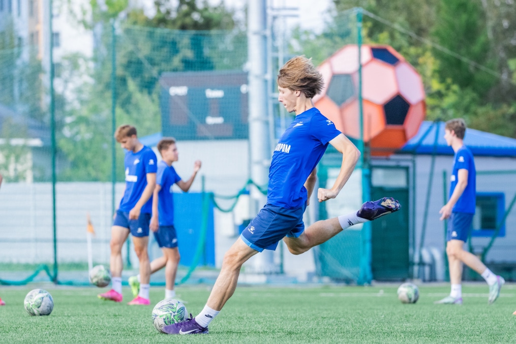 Тренировка «Зенита»-м в Екатеринбурге перед матчем с «Уралом»-м