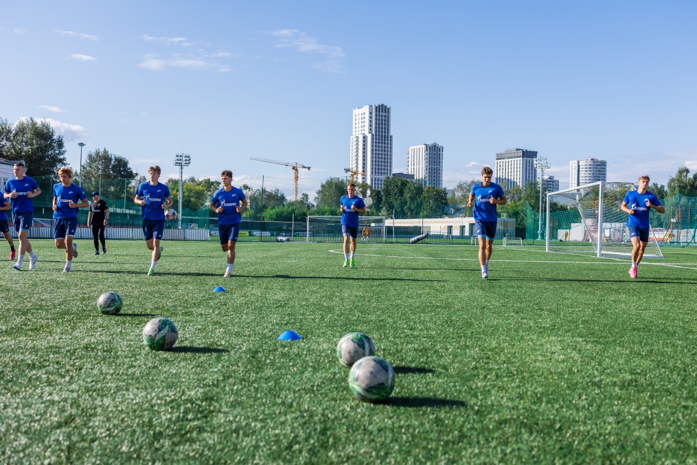 Тренировка «Зенита»-м в Екатеринбурге перед матчем с «Уралом»-м