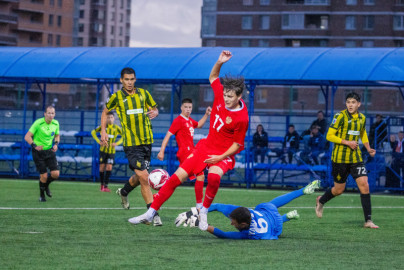 XVIII Международный юношеский турнир памяти Ю.А. Морозова: «Кайрат» — Сборная России