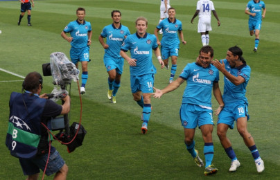 Лига чемпионов 2010/11, Плей-офф,  «Зенит» — «Осер»