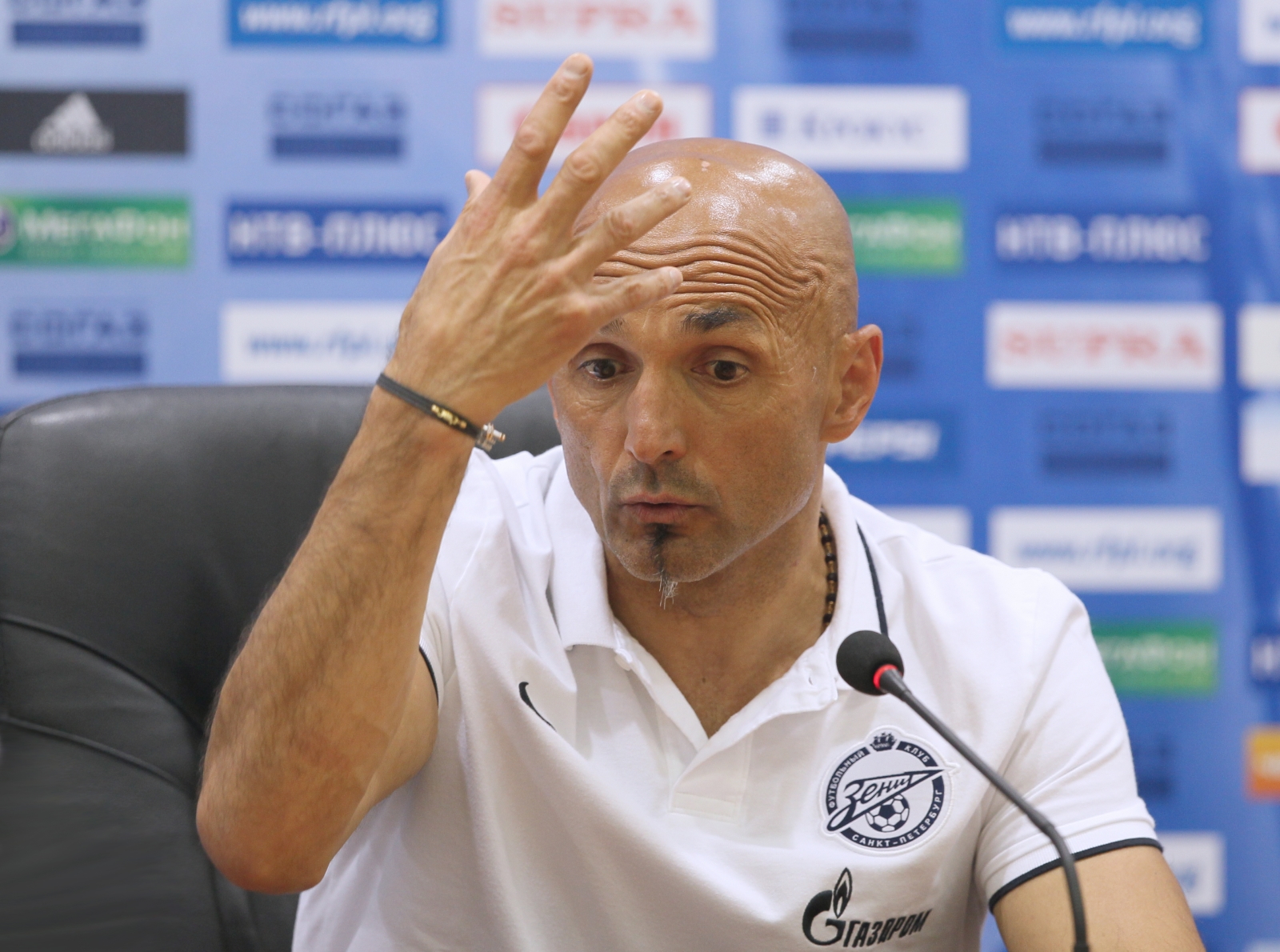 Чемпионат России 2011, матч Динамо (Москва) — Зенит