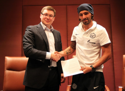 Данни, полузащитник ФК «Зенит» подписал новый контракт с Зенитом