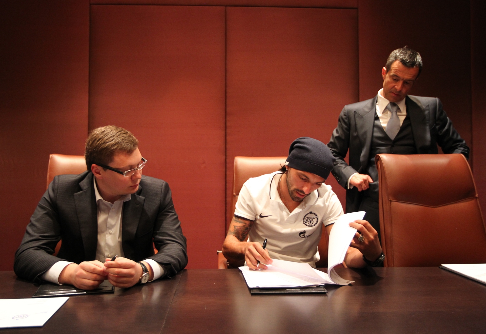 Данни, полузащитник ФК «Зенит» подписал новый контракт с Зенитом