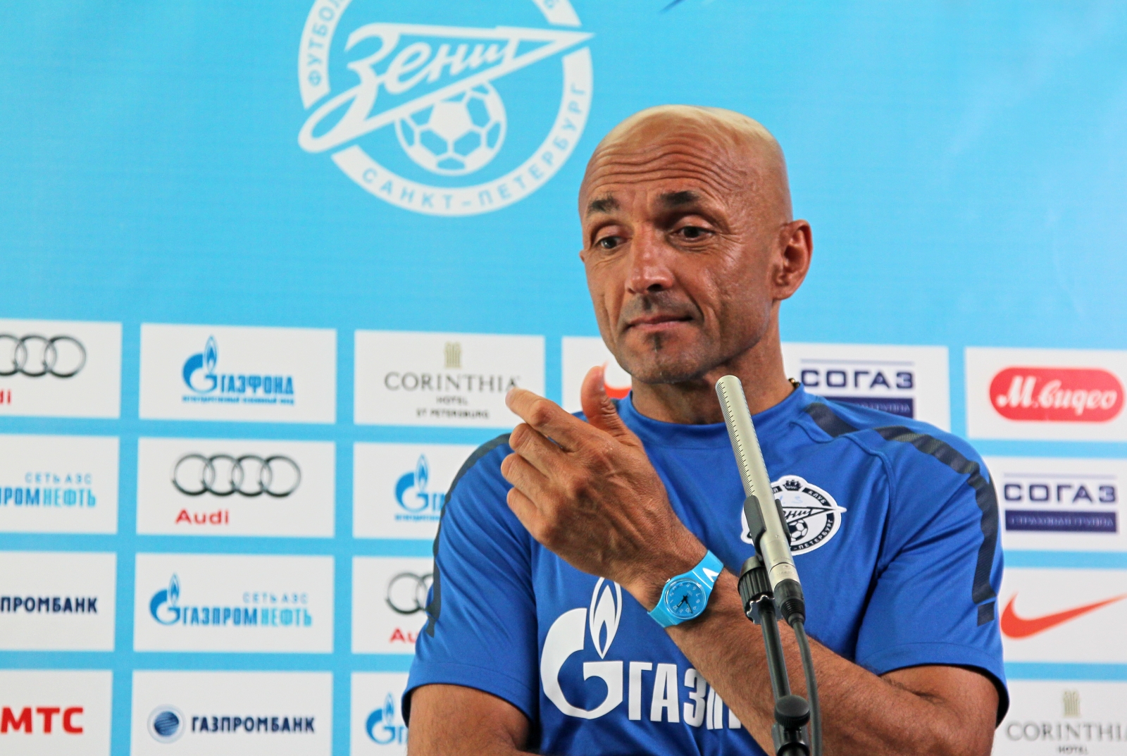 Тренировка перед матчем Анжи—Зенит