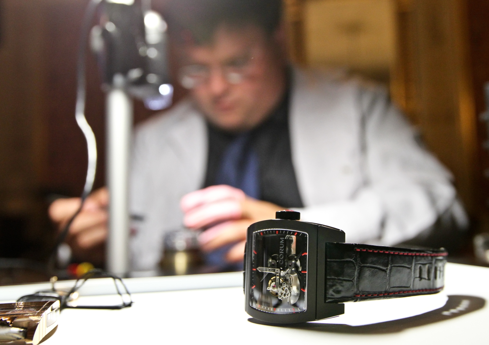 Презентация часов Corum Admiral Cup FC Zenit Chronograph 48