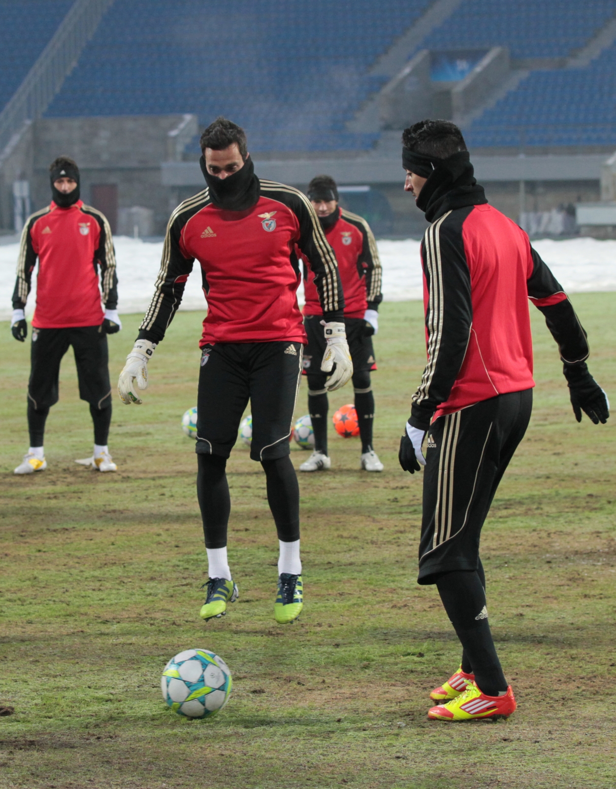 Открытая тренировка ФК Бенфика перед матчем 1/8 финала Лиги чемпионов УЕФА