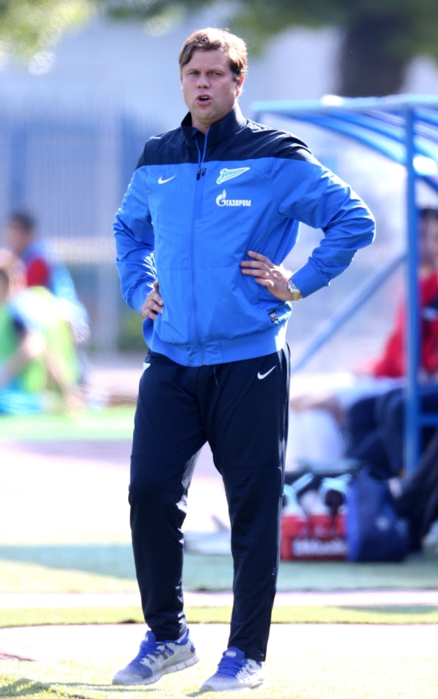 Первенство команд второго дивизиона, зона «Запад», «Зенит-2» — «Север»