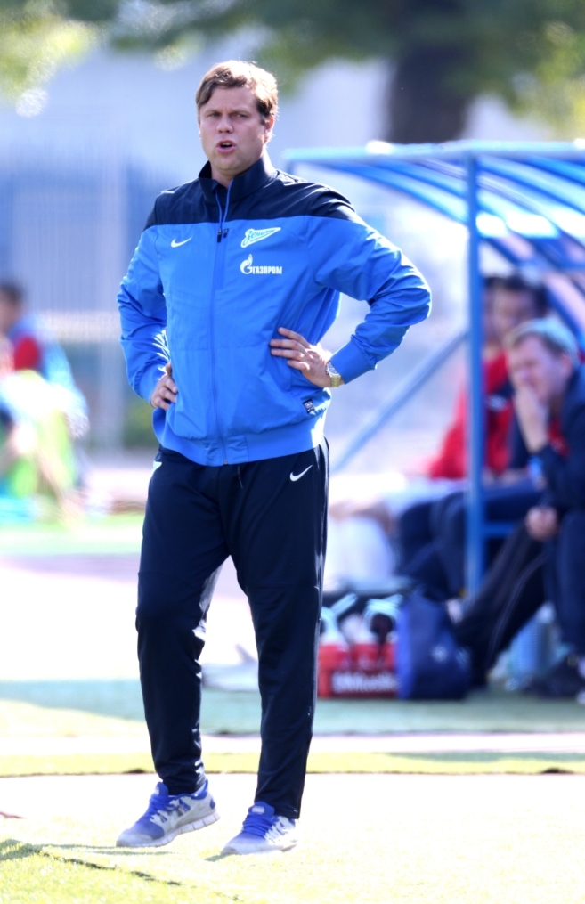 Первенство команд второго дивизиона, зона «Запад», «Зенит-2» — «Север»