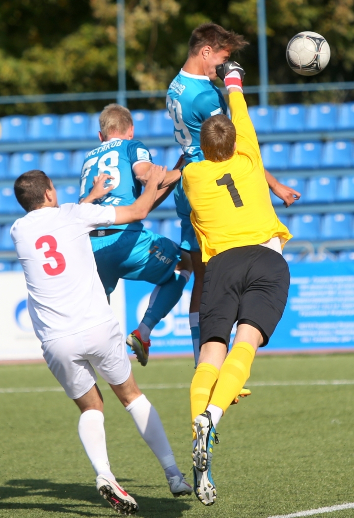 Первенство команд второго дивизиона, зона «Запад», «Зенит-2» — «Север»