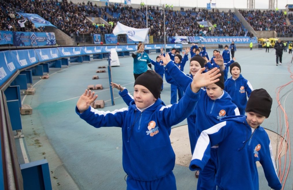 Как «Зенит-Фаны» провели март и апрель: фоторепортаж
