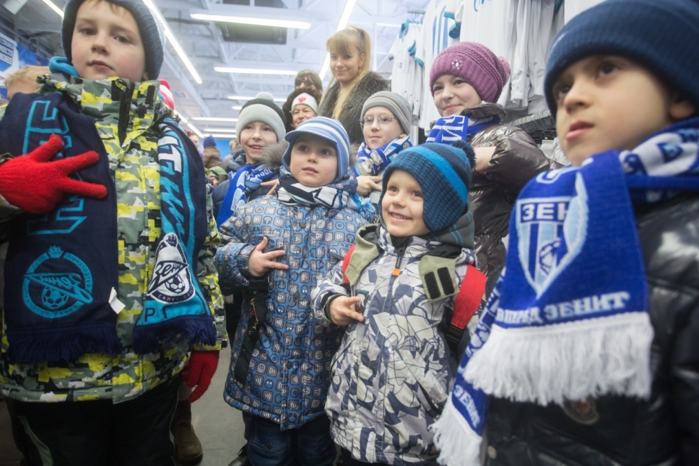 Как «Зенит-Фаны» провели март и апрель: фоторепортаж