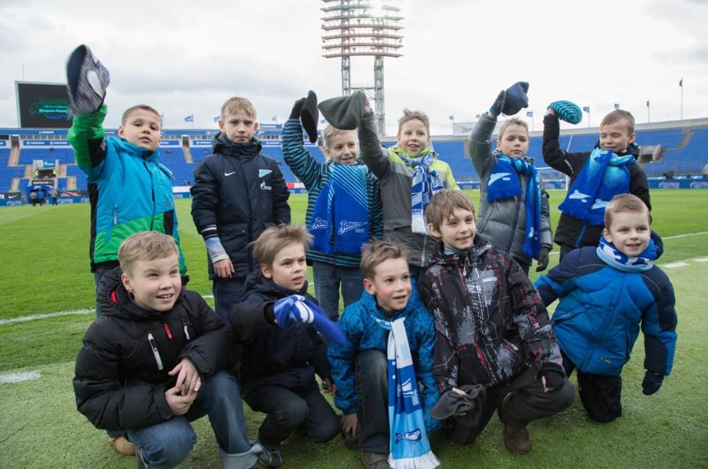 Как «Зенит-Фаны» провели март и апрель: фоторепортаж