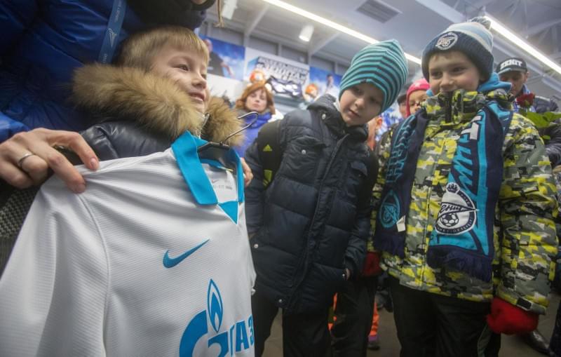 Как «Зенит-Фаны» провели март и апрель: фоторепортаж